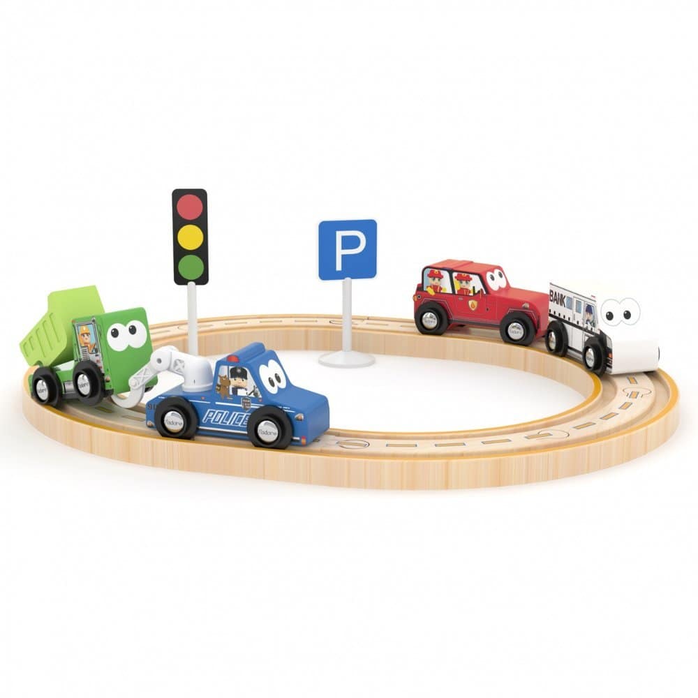 set hekurudhor prej druri me makina per femije jadore