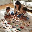 Lojë e strukturuar për të folurin mes prindit dhe fëmijëve me lodra edukative